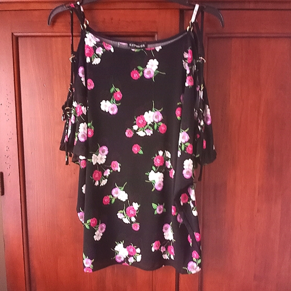 💋Express floral blouse 💋 - Picture 2 of 10